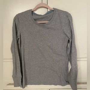 Gray Long sleeve shirt